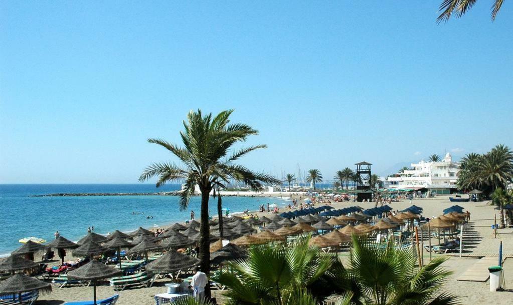 Marbella First Line Beach 外观 照片