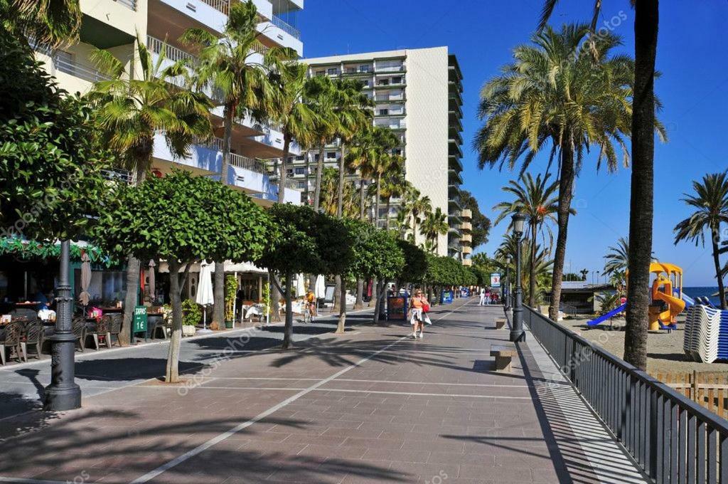 Marbella First Line Beach 外观 照片